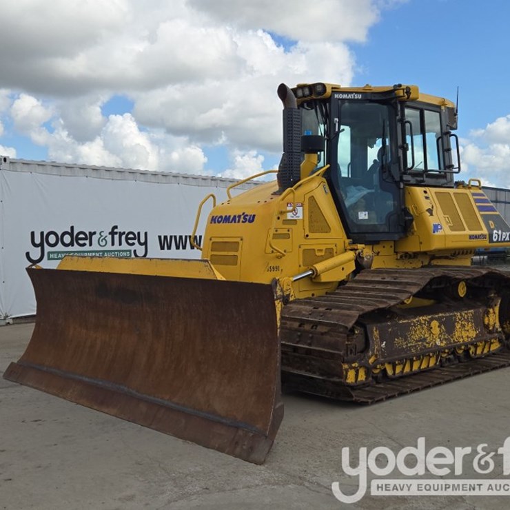 2023 KOMATSU D61PX