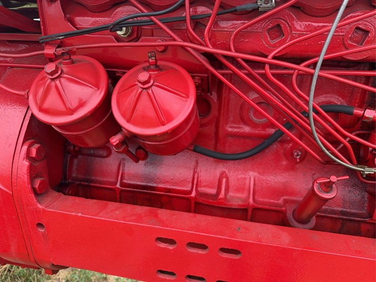 farmall-560-diesel-hi-clear-image-30