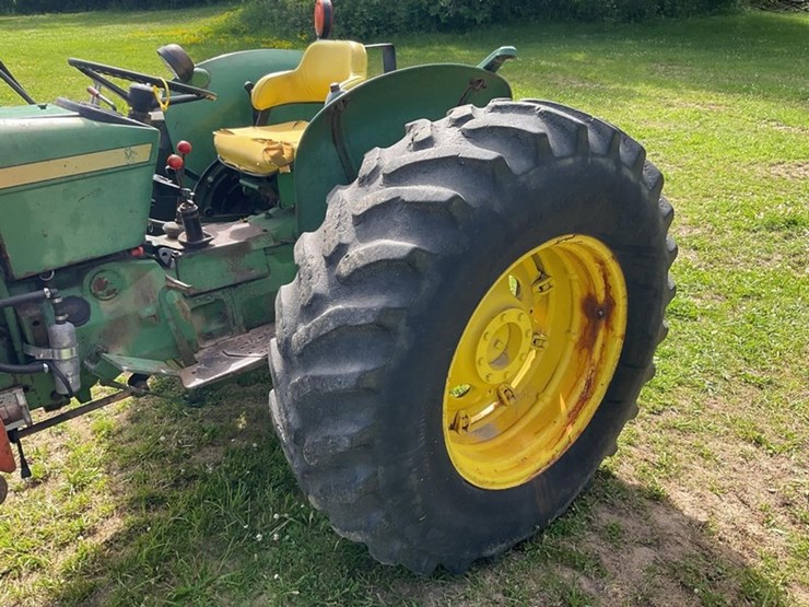 1974-john-deere-2030-image-9