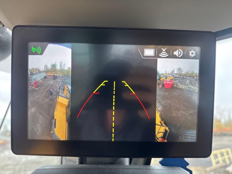 2024-deere-844-p-tier-image-37