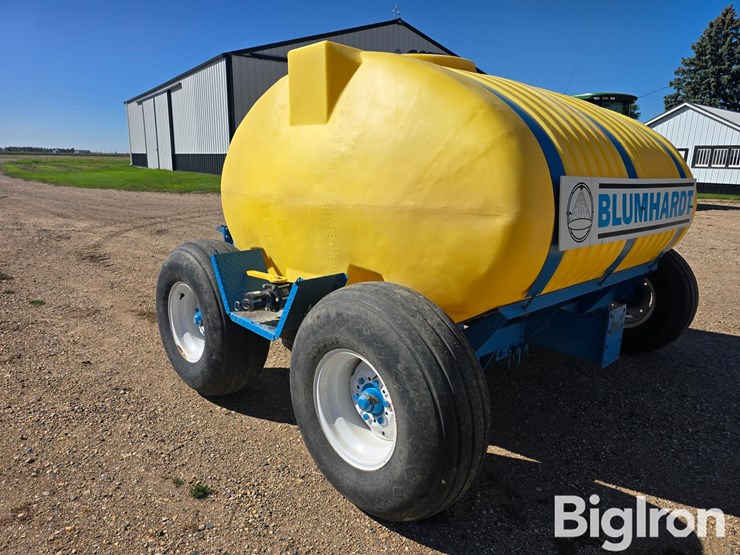 blumhardt-wagon-master-pull-between-fertilizer-tank-w/pump-image-7