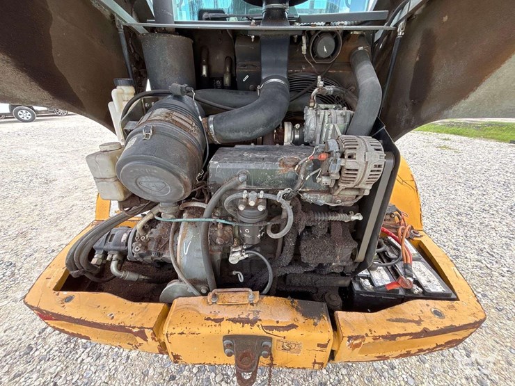 deere-244j-image-7