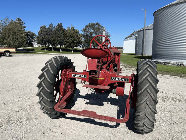 farmall-f-20-image-3