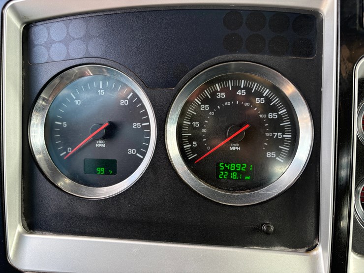 2007-kenworth-w900-image-9