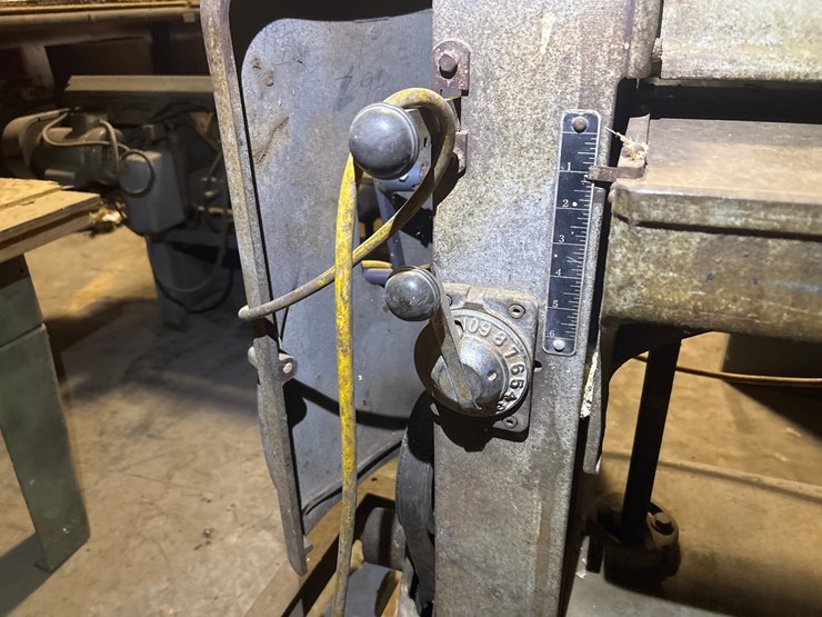 #162-•-yates-american-j-180-cast-iron-thickness-planer-image-7