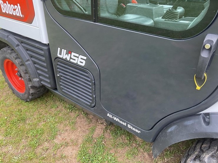 #1041-•-2022-bobcat-uw56-tool-cat-138036-image-11