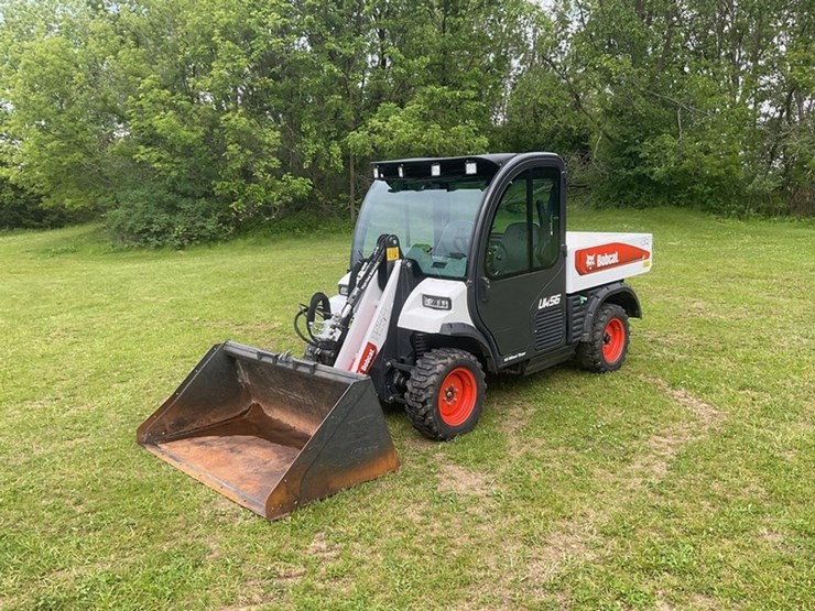 #1041-•-2022-bobcat-uw56-tool-cat-138036-image-1