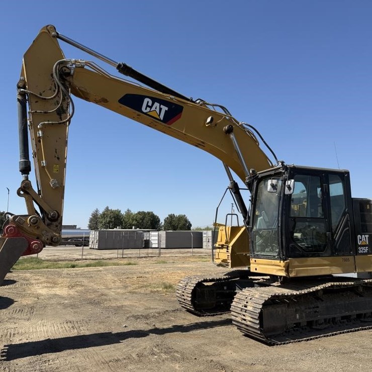 2020 CATERPILLAR 325FLCR