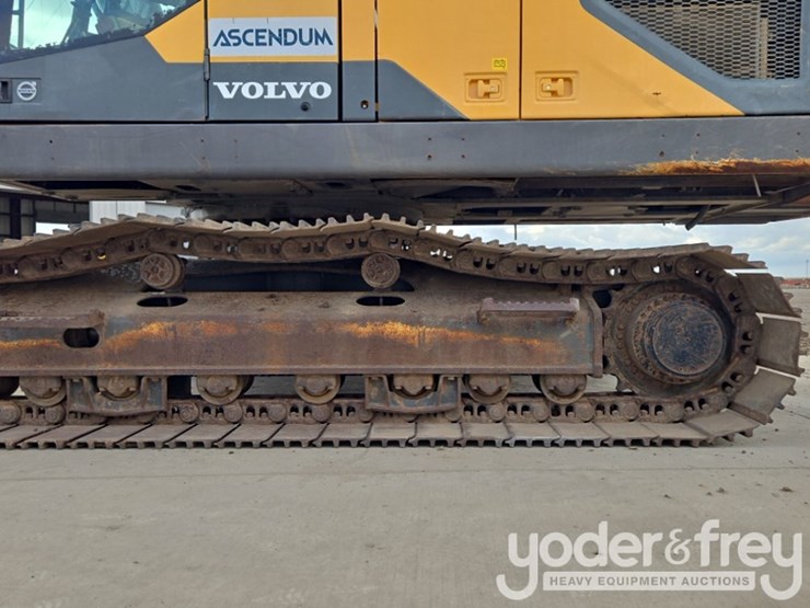 2016-volvo-ec350el-image-10