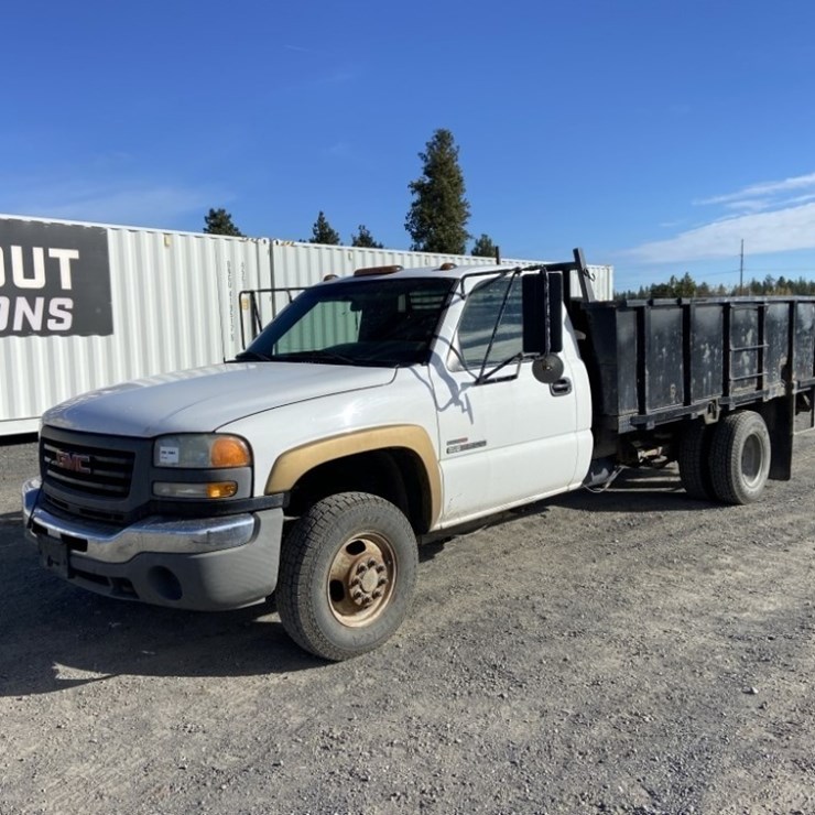 2004 GMC SIERRA 3500