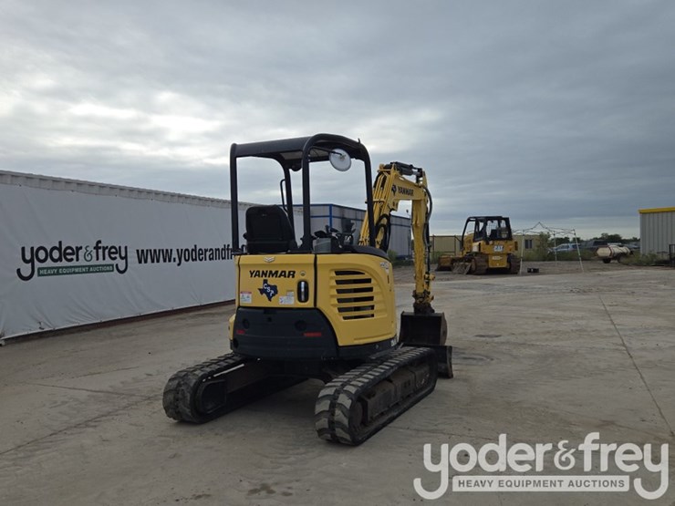 2020-yanmar-vio35-6a-image-5