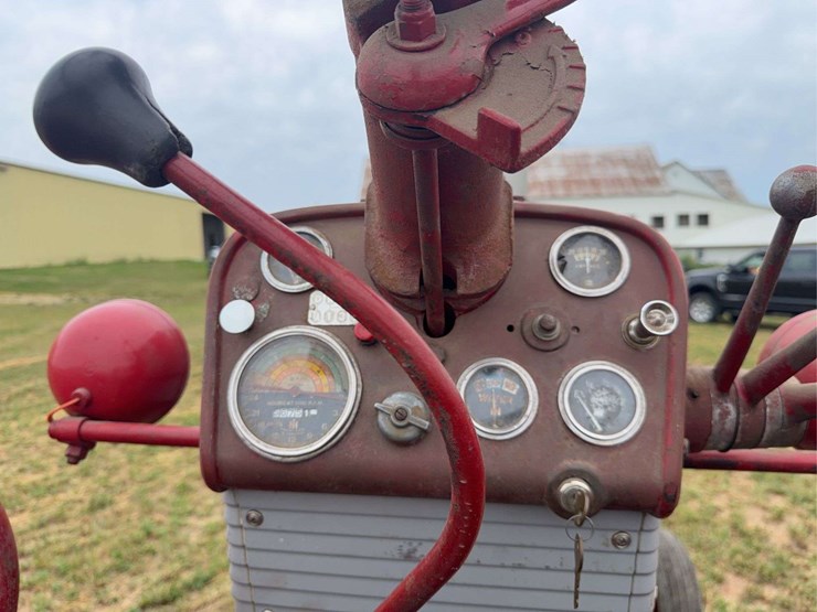 farmall-460-hi-clear-image-42