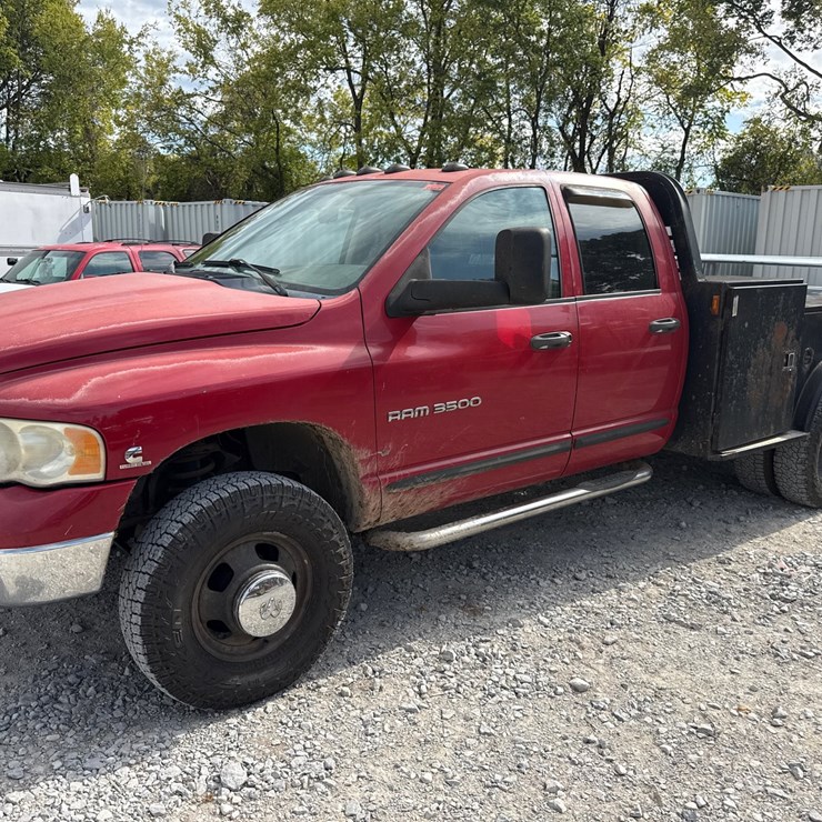 2005 DODGE 3500