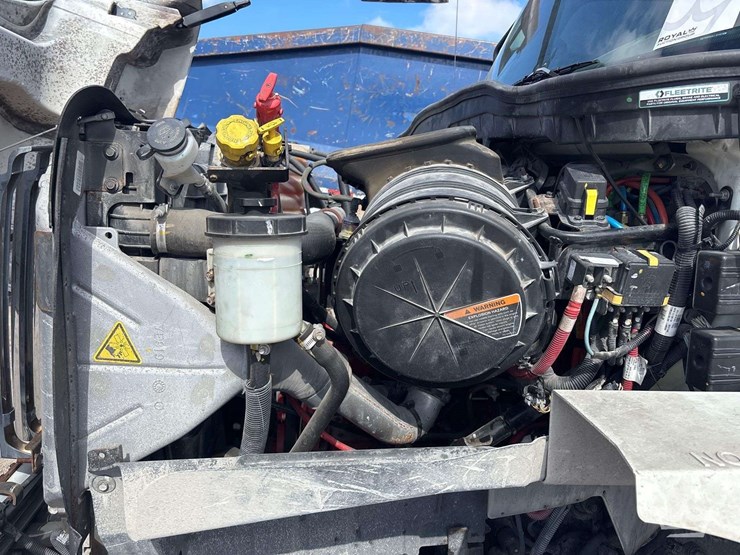 2019-international-hv507-t/a-dump-truck-image-12