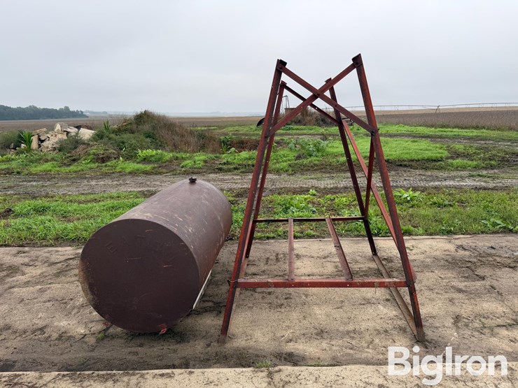300-gal-fuel-tank-w/stand-image-6