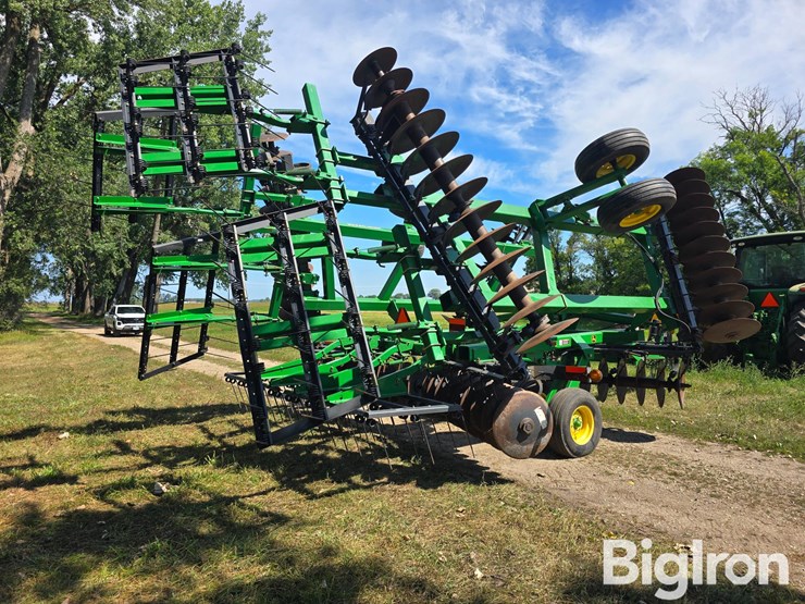 2005-john-deere-637-image-5