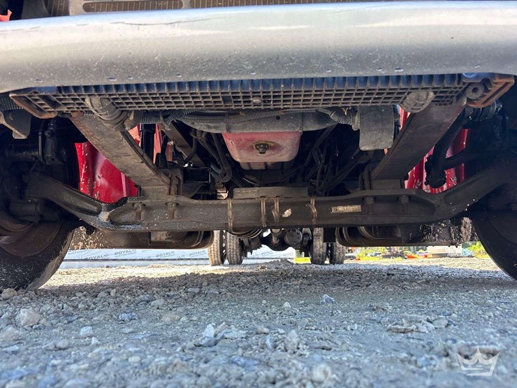 2018-freightliner-m2-106-22ft.-s/a-flatbed-truck-image-29