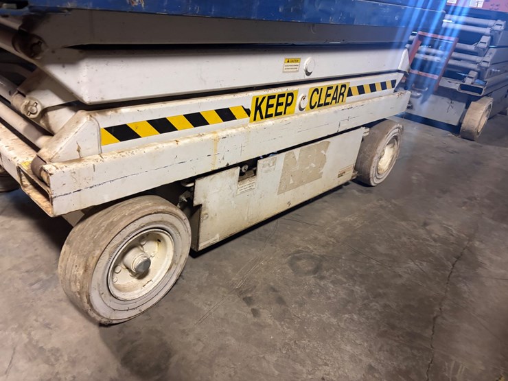#149-•-skyjack-4620-20-ft-electric-scissor-lift-image-5