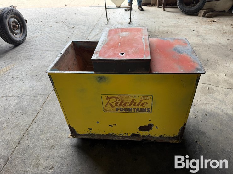 ritchie-livestock-waterer-image-8