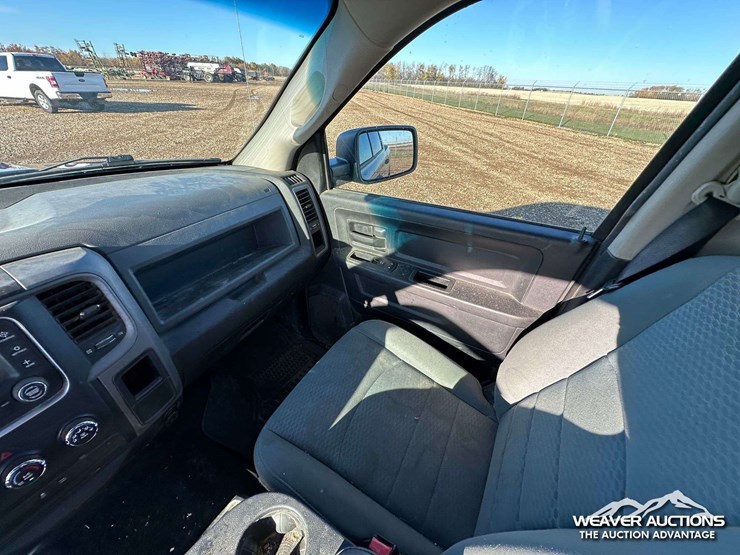 2016-dodge-1500-image-10