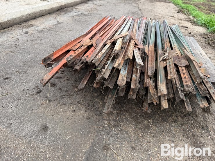 steel-t-posts-image-10