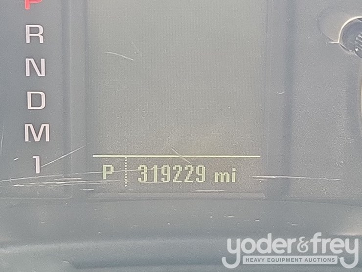 2015-chevrolet-silverado-2500-image-51