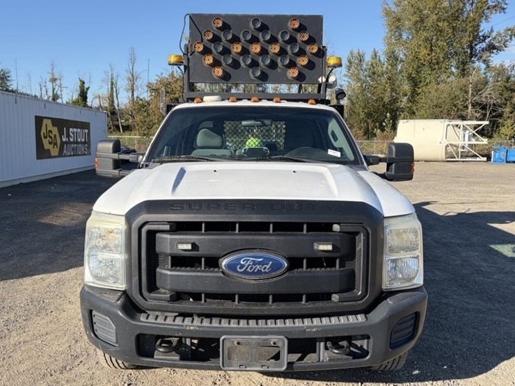 2011-ford-f350-image-8