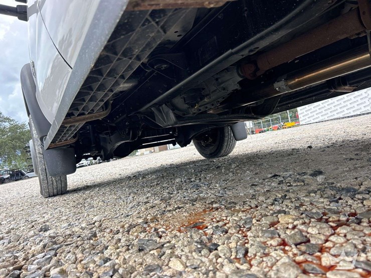 2015-f-450-4x4-crew-cab-aluminum-landscape-dump-truck-image-18