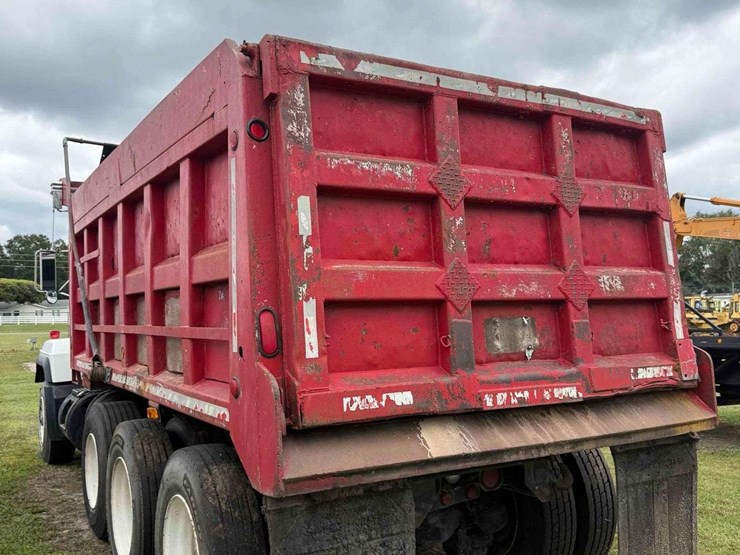 2000-mack-rd690s-warren-17/19yd.-tri-axle-dump-truck-image-19
