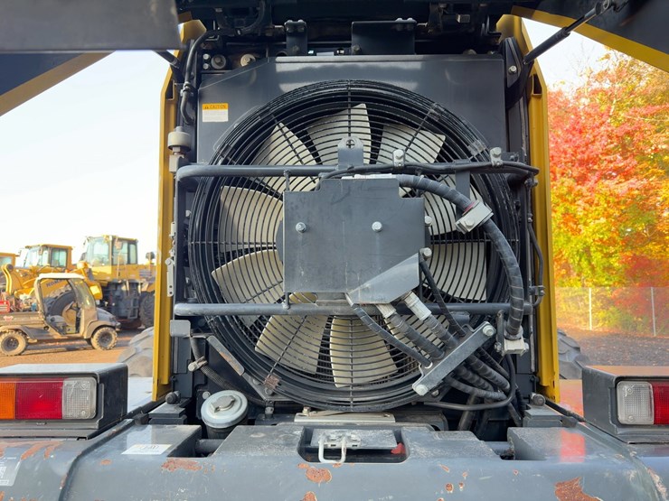 2018-komatsu-wa270-8-image-20