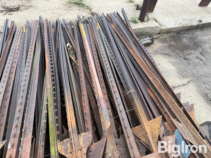 steel-t-posts-image-13