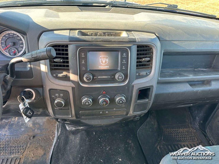 2016-dodge-1500-image-12