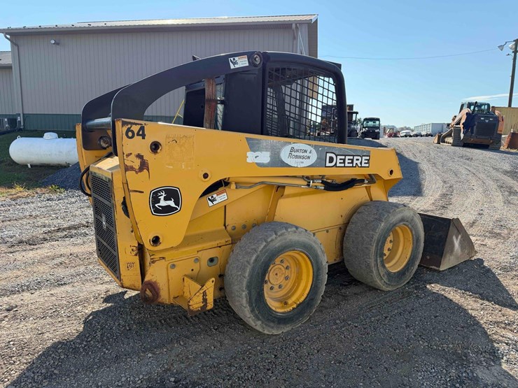2005-john-deere-325-image-5