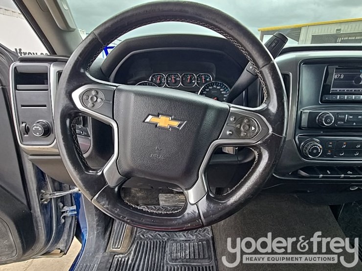 2015-chevrolet-silverado-1500-image-44
