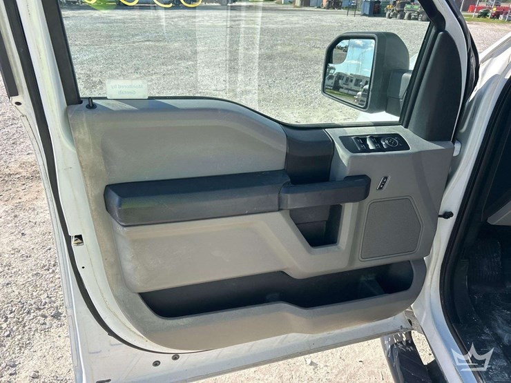 2018-ford-f150-image-11