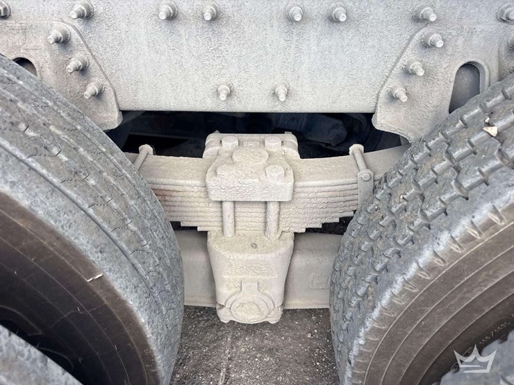 2019-international-hv507-t/a-dump-truck-image-6