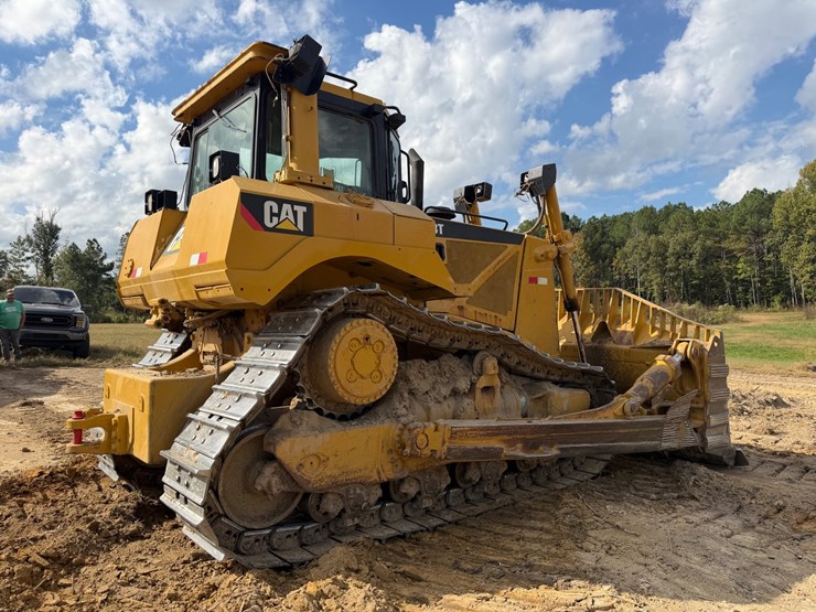 caterpillar-d8t-image-5