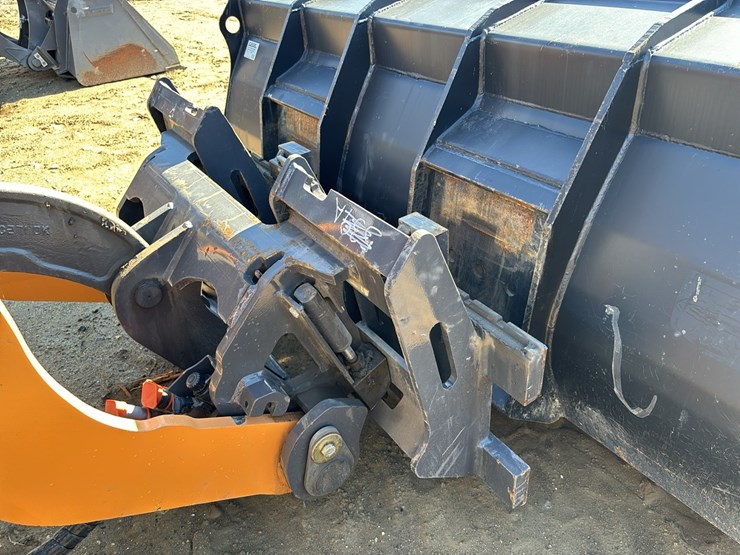 case-321f-image-2
