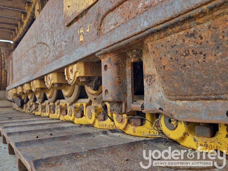 2014-caterpillar-d5k2-lgp-image-18