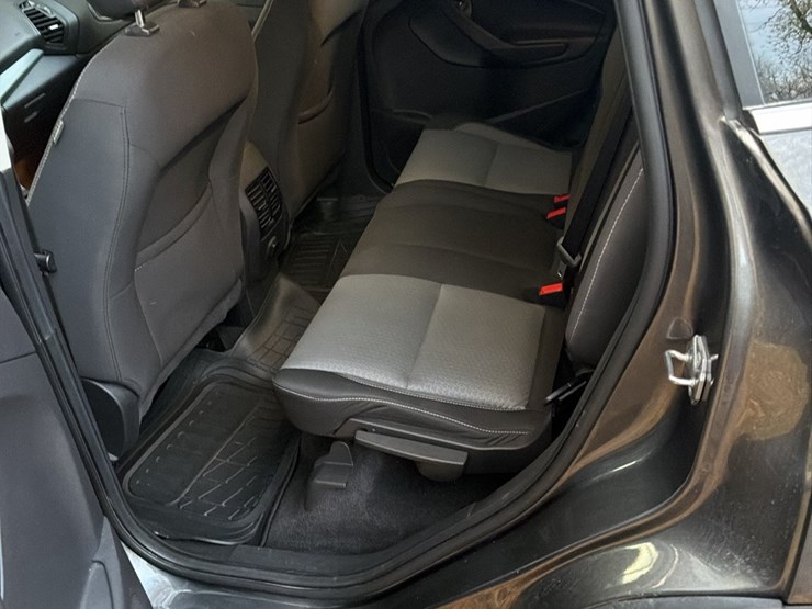 2018-ford-escape-image-40