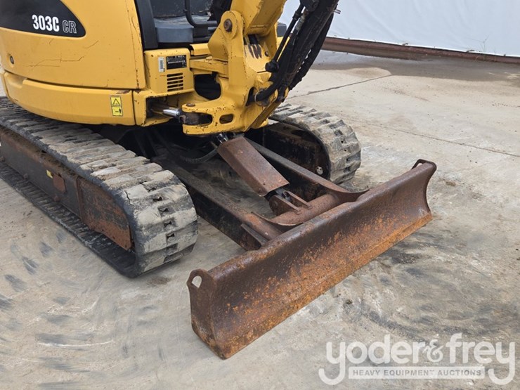2010-caterpillar-303c-cr-image-21