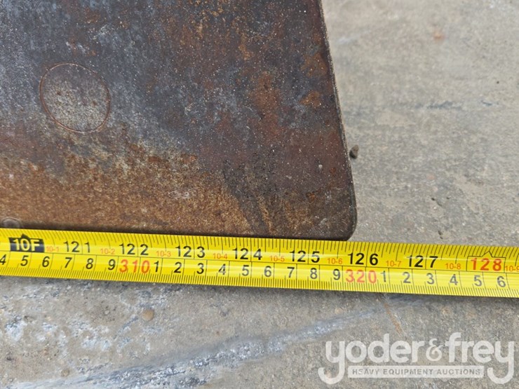 2014-caterpillar-d5k2-lgp-image-24