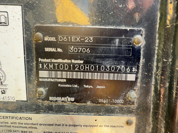 2014-komatsu-d61ex-23-image-41
