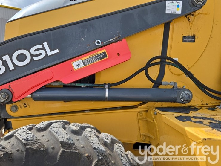 2020-deere-310sl-image-16