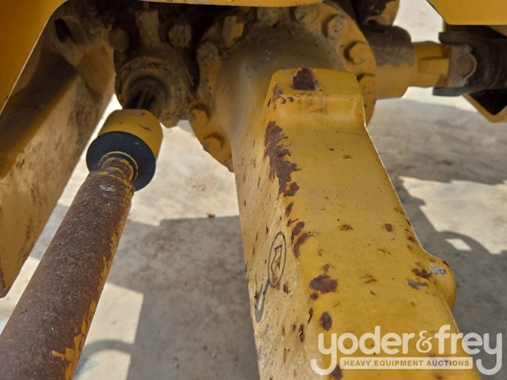 2020-deere-310sl-image-18
