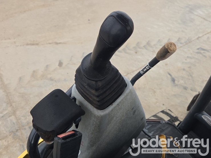 2020-yanmar-vio35-6a-image-49