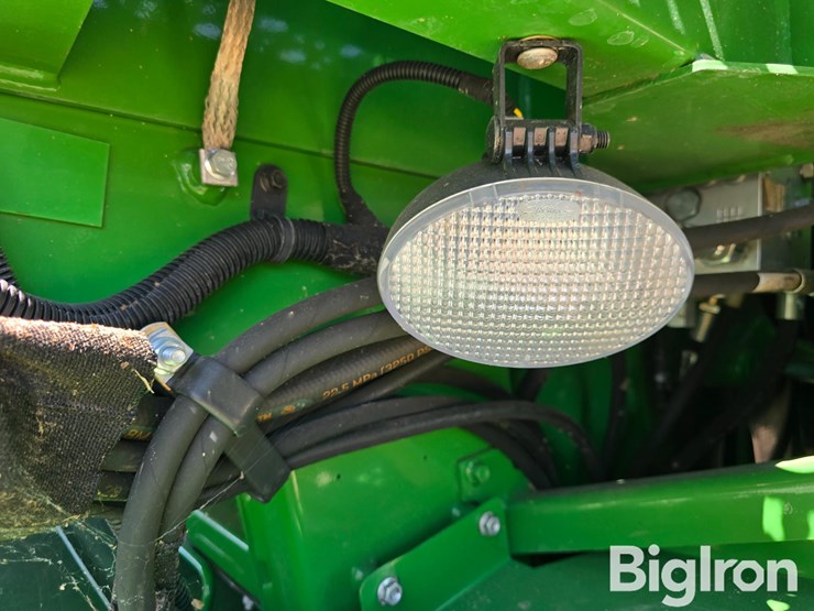 2015-john-deere-s660-image-16