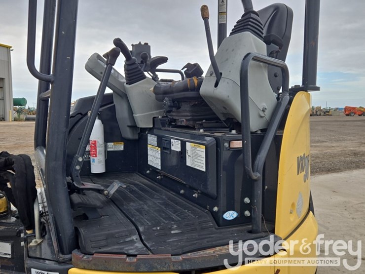 2020-yanmar-vio35-6a-image-47