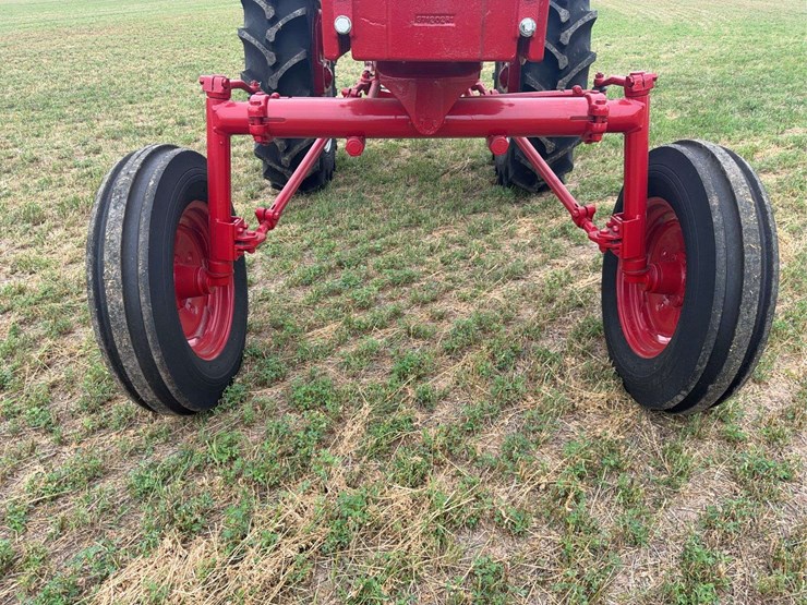farmall-560-lp-hi-clear-image-9