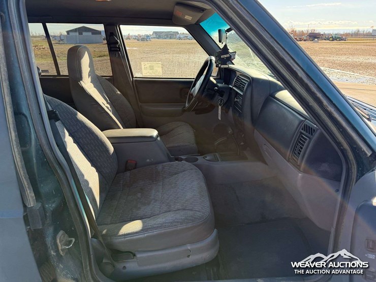 1998-jeep-cherokee-image-19